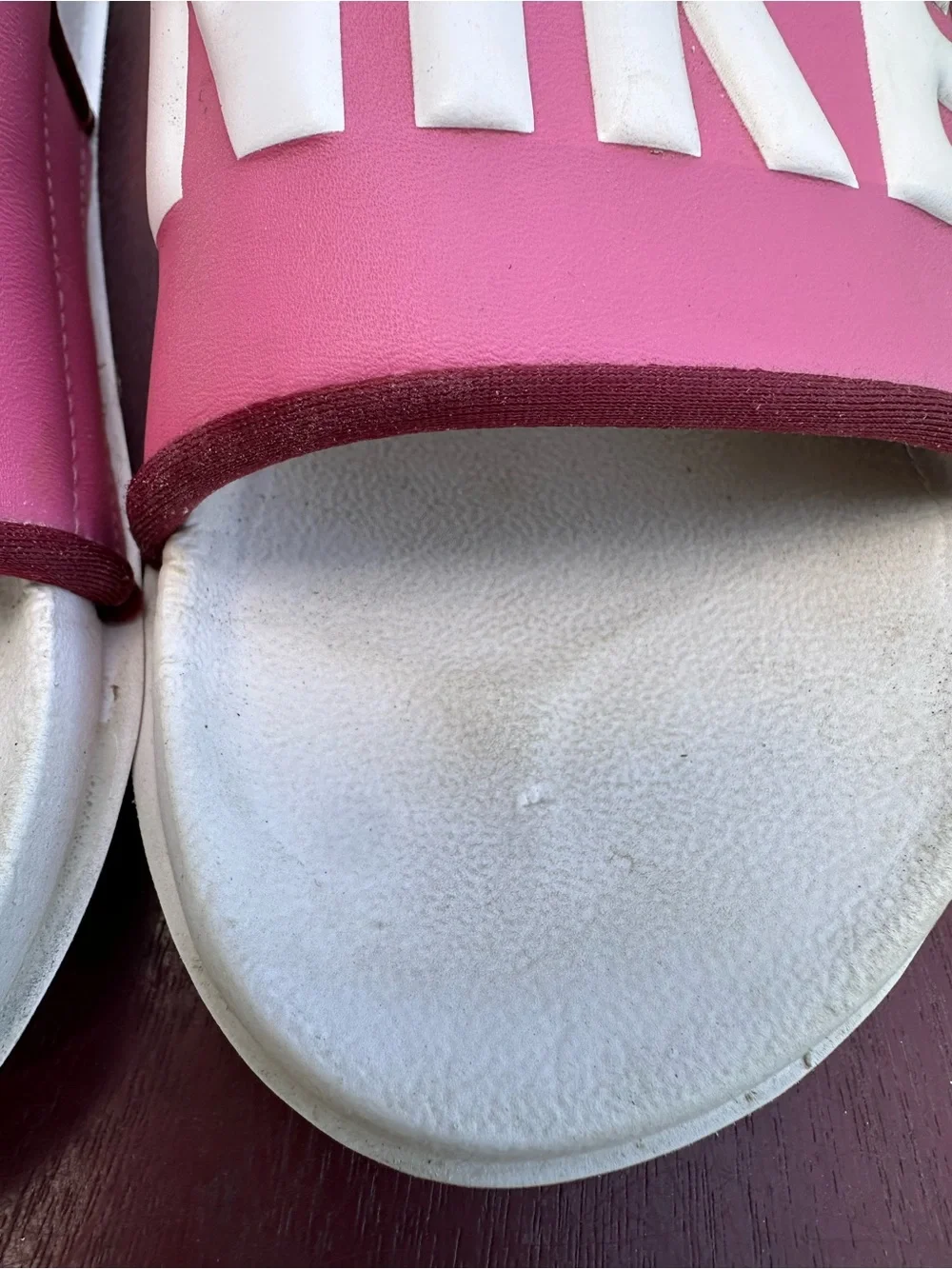 Nike classic slide
